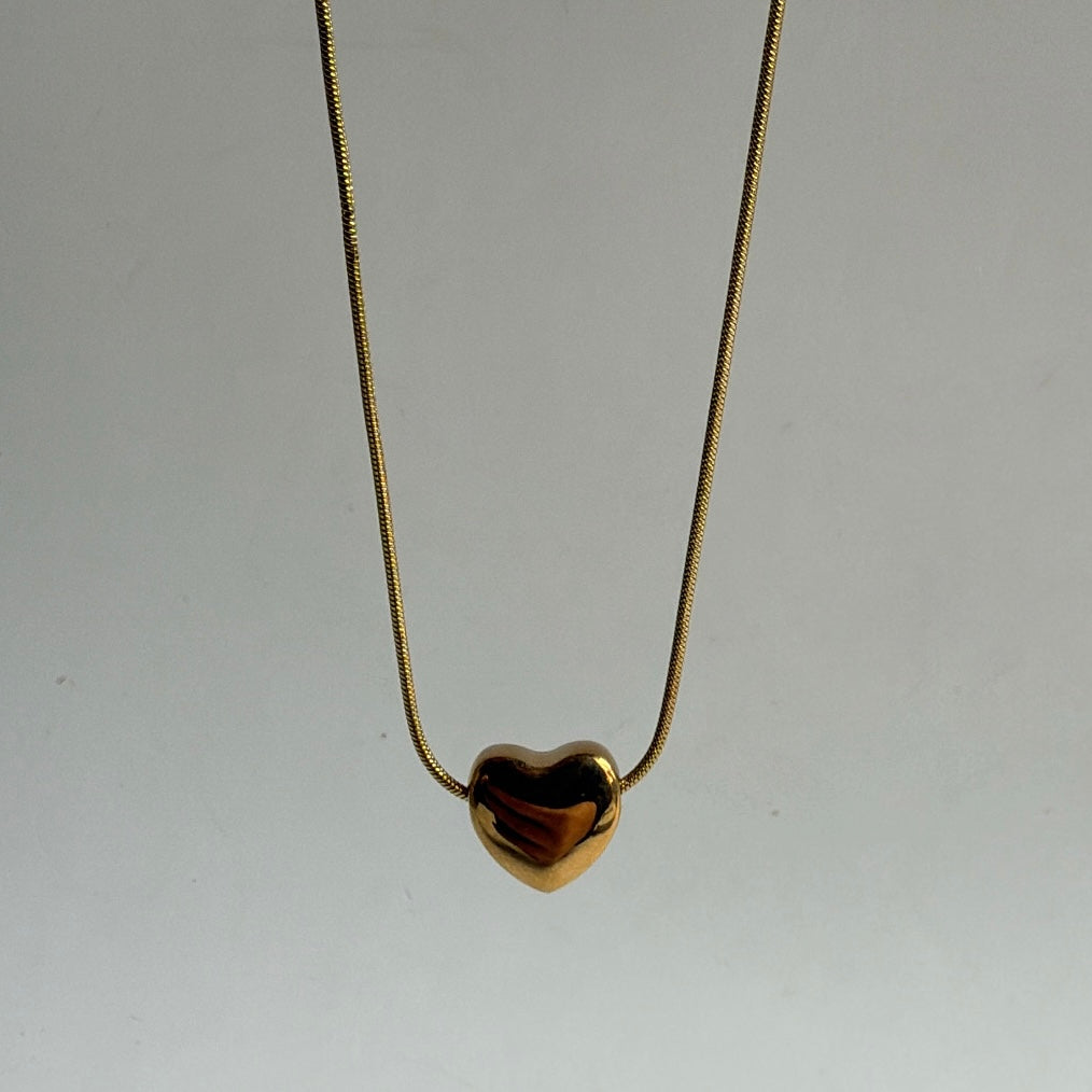 MINI HEART NECKLACE