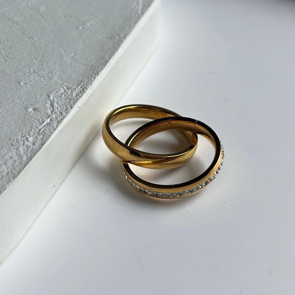 DIANA RING