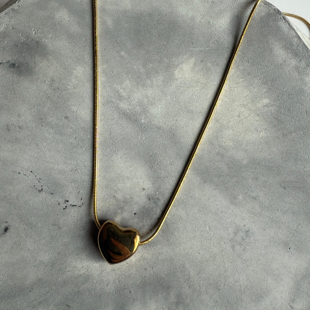 MINI HEART NECKLACE