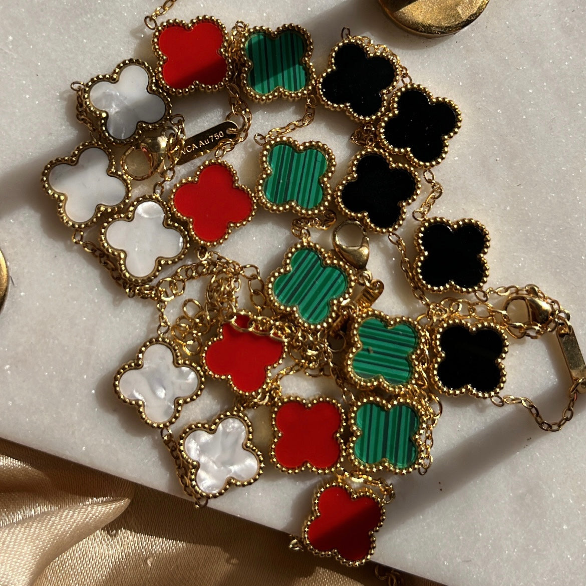 WHITE CLOVER BRACELET